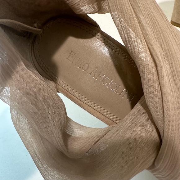 Enzo Angiolini Beige Draped Wedge Heels - Picture 5 of 6